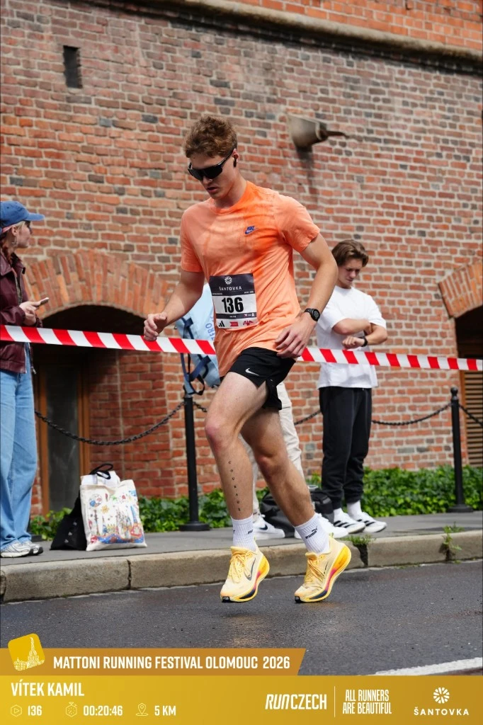 Racing the 5 km at Mattoni Running Festival Olomouc 2026 in 20:46