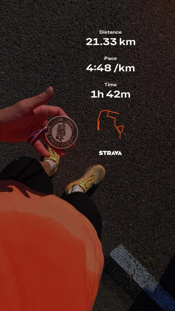 Sunrise Marathon Brno half marathon medal — 21.3 km in 1:42